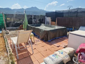piscina y patio