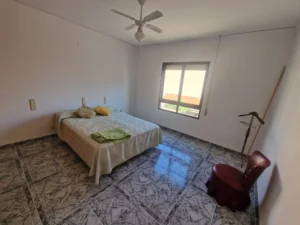 dormitorio amplio